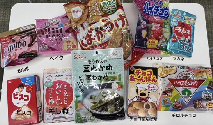 現役女子大生が実際に調査！手を汚さずに食べられるお菓子10選！｜お 