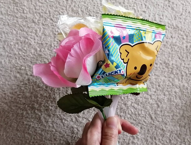 おすすめプチギフト 結婚式からほんの気持ちまで お菓子で作るオリジナルギフト お菓子と わたし