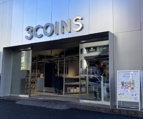 3COINS店頭
