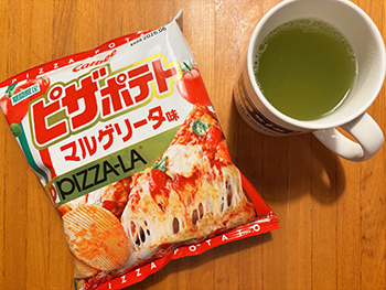 期間限定 ピザポテト マルゲリータ味