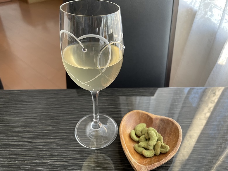 ペルー　セビーチェカレーと白ワイン
